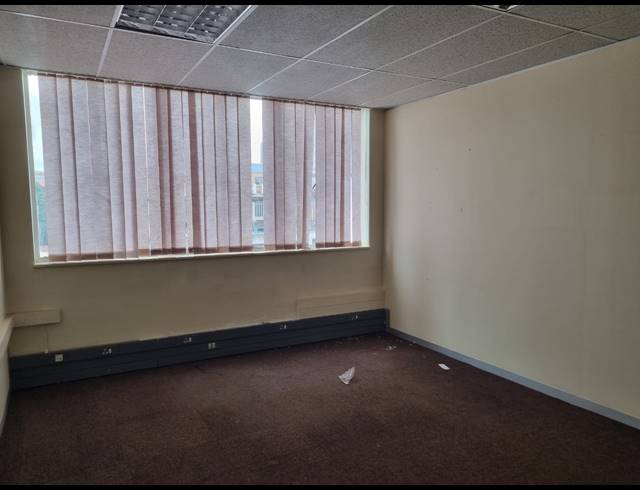 300M² OFFICE TO LET IN NELSPRUIT CENTRAL